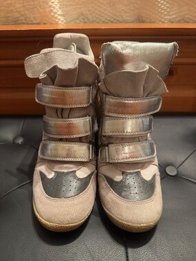 Steve Madden Silver and Gray High-Top Kids Velcro Sneakers